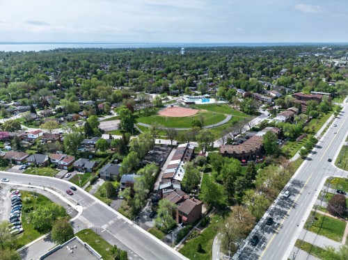 Photo aérienne - 2-121 Av. Vanguard, Pointe-Claire, QC - Outdoor With View