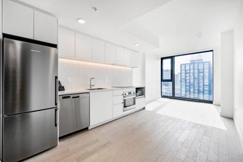 3117 1210 Rue Jeanne Mance — photo 1