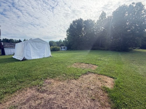 Courtyard - 32 Rue Principale, Moffet, QC - Outdoor