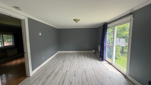 Salon - 92 Ch. Sherritt, Gore, QC - Indoor Photo Showing Other Room