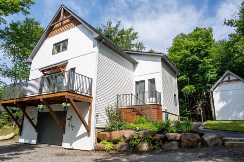 Façade - 317 388E Avenue, Saint-Hippolyte, QC - Outdoor With Exterior