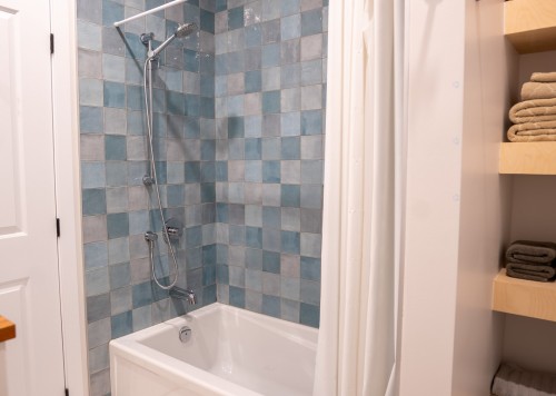 Salle de bains - 317 388E Avenue, Saint-Hippolyte, QC - Indoor Photo Showing Bathroom
