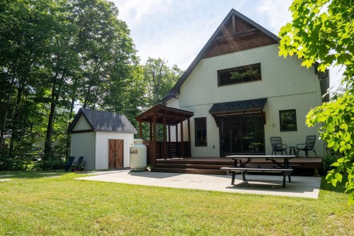 Face arrière - 317 388E Avenue, Saint-Hippolyte, QC - Outdoor