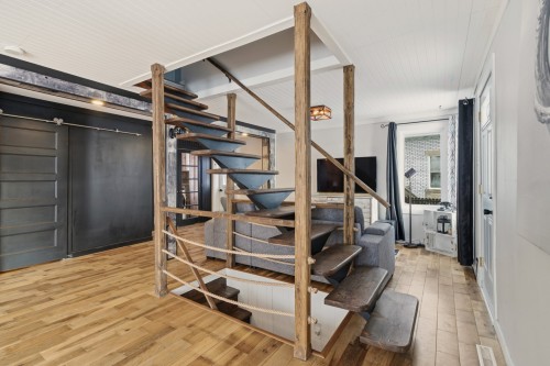Escalier - 1397 Route 116, Danville, QC - Indoor Photo Showing Other Room