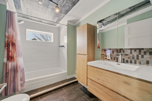 Salle de bains - 1397 Route 116, Danville, QC - Indoor Photo Showing Bathroom