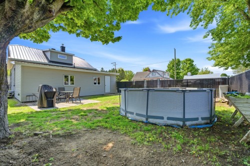 Cour - 1397 Route 116, Danville, QC - Outdoor With Above Ground Pool