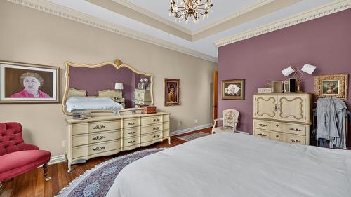 523 Metcalfe Avenue, Kelowna, BC - Indoor Photo Showing Bedroom