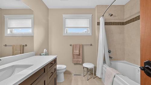 523 Metcalfe Avenue, Kelowna, BC - Indoor Photo Showing Bathroom