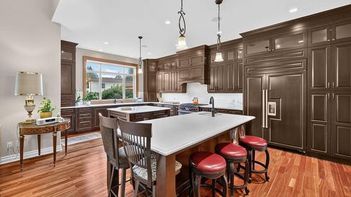 523 Metcalfe Avenue, Kelowna, BC - Indoor