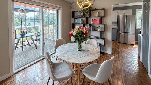 1021 15Th Avenue, Cranbrook, BC - Indoor Photo Showing Dining Room