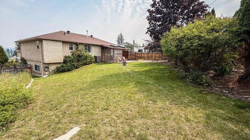 1021 15Th Avenue, Cranbrook, BC - Outdoor