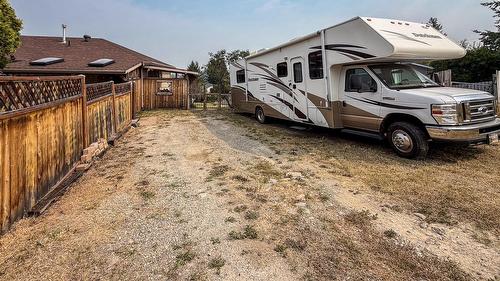 1021 15Th Avenue, Cranbrook, BC - Outdoor
