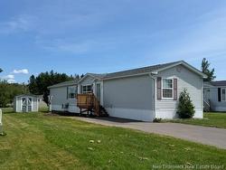 64 Orchard CRES  Picadilly, NB E4E 3X7