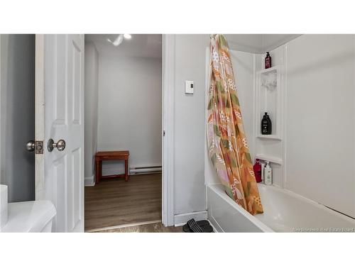 42 Railway, Moncton, NB - Indoor