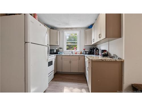 42 Railway, Moncton, NB - Indoor Photo Showing Kitchen With Double Sink