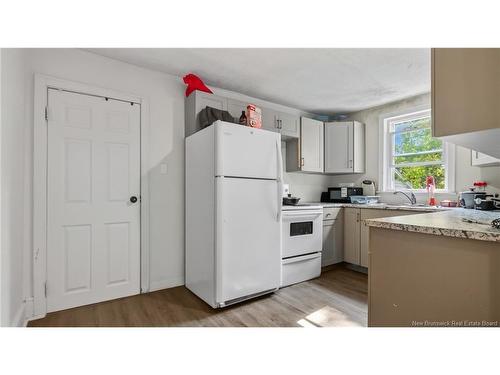 42 Railway, Moncton, NB - Indoor Photo Showing Kitchen With Double Sink