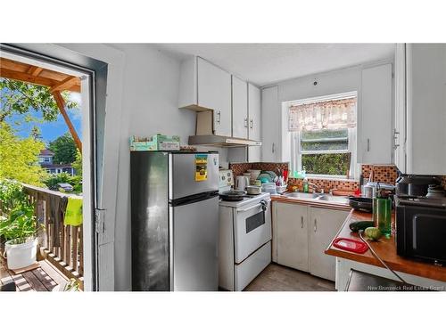 42 Railway, Moncton, NB - Indoor Photo Showing Kitchen With Double Sink