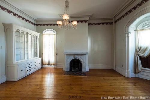 406-408 Algonquin Pl, Saint John, NB - Indoor With Fireplace
