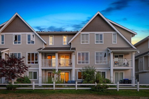 #38-700 Lancaster Way, Comox, BC 
