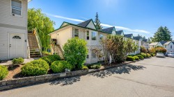 #18-1535 Dingwall Rd Courtenay, BC V9N 3S8