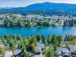 180 Rainbow Cres Nanaimo, BC V9T 4Y2