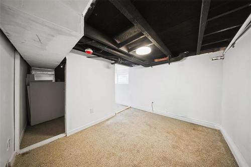 604 Union Ave, Winnipeg, MB - Indoor Photo Showing Basement