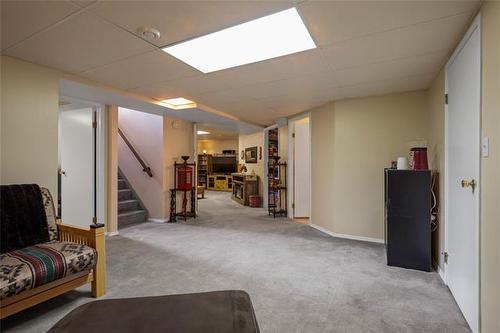 159 Trudell Bay, Winnipeg, MB - Indoor