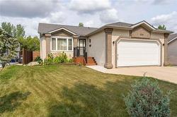 159 Trudell BAY  Winnipeg, MB R2C 5G7