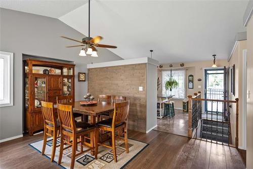 159 Trudell Bay, Winnipeg, MB - Indoor Photo Showing Dining Room