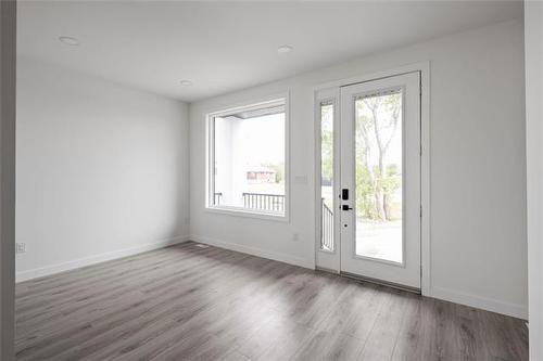 416 Dodds Rd, Headingley, MB - Indoor Photo Showing Other Room