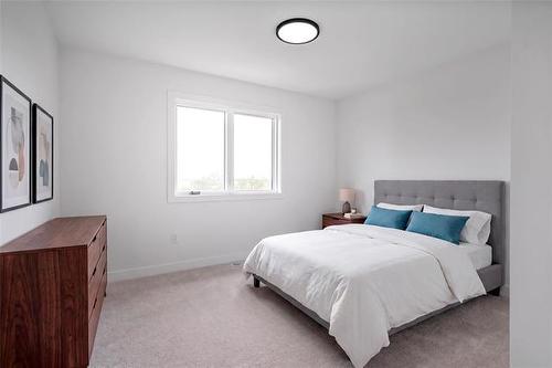 416 Dodds Rd, Headingley, MB - Indoor Photo Showing Bedroom