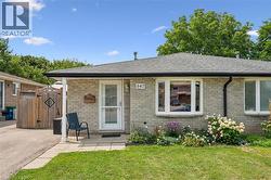 847 DOON VILLAGE Road  Kitchener, ON N2P 1A1