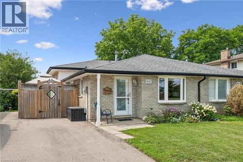 847 Doon Village Road, Kitchener, ON - Outdoor