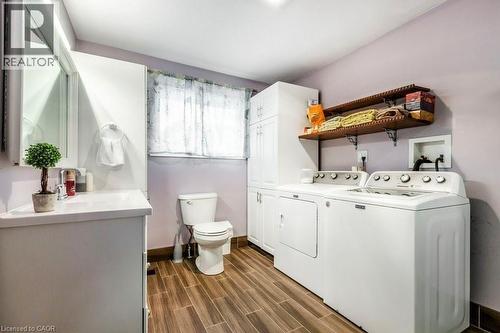 510 Oakridge Place, Waterloo, ON - Indoor Photo Showing Laundry Room