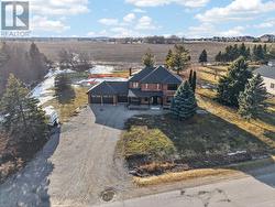 8 BROWNLEE DRIVE Bradford West Gwillimbury, ON L3Z 2A4
