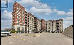 104 - 39 NEW DELHI DRIVE Markham, ON L3S 0E1
