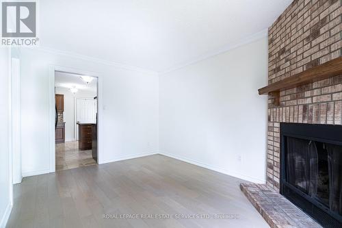 3301 Cambourne Crescent, Mississauga, ON - Indoor With Fireplace