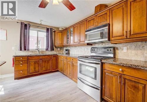 Kitchen - 599 Coldstream Drive, Waterloo, ON - Indoor Photo Showing Kitchen