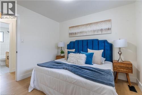 23 Tyrone Drive, Hamilton, ON - Indoor Photo Showing Bedroom