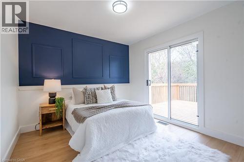 23 Tyrone Drive, Hamilton, ON - Indoor Photo Showing Bedroom