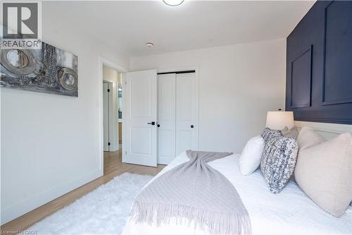 23 Tyrone Drive, Hamilton, ON - Indoor Photo Showing Bedroom