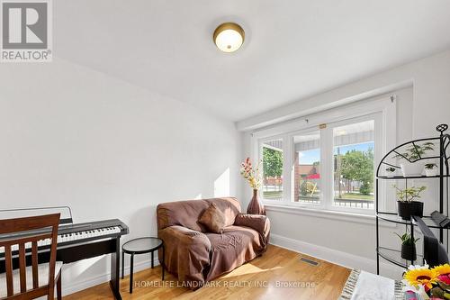 484 Glenholme Avenue, Toronto, ON - Indoor Photo Showing Bedroom