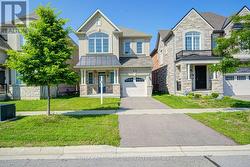 396 THOMAS PHILLIPS DRIVE Aurora, ON L4G 0T2