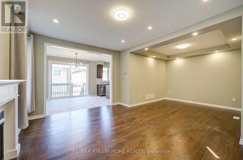 396 Thomas Phillips Drive, Aurora, ON - Indoor Photo Showing Other Room