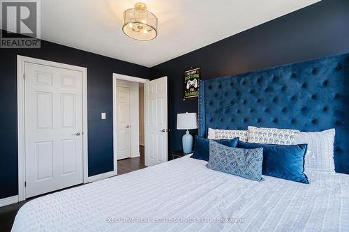 2 Nectarlane Avenue, Caledon, ON - Indoor Photo Showing Bedroom