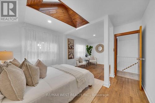 73 Seventeenth Street, Toronto, ON - Indoor Photo Showing Bedroom