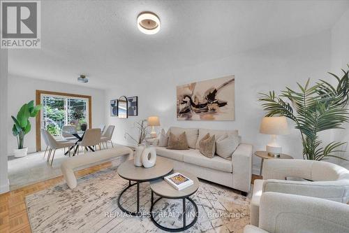 73 Seventeenth Street, Toronto, ON - Indoor Photo Showing Living Room