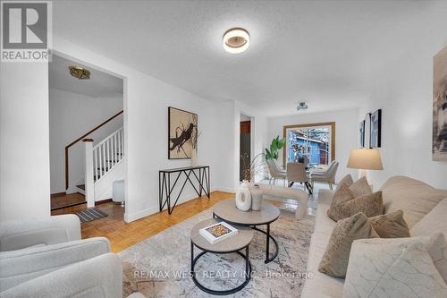 73 Seventeenth Street, Toronto, ON - Indoor Photo Showing Living Room