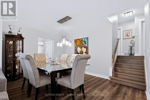 659 Cherrywood Drive, Burlington, ON - Indoor Photo Showing Dining Room