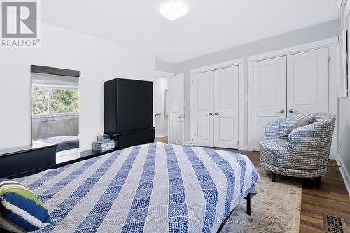 659 Cherrywood Drive, Burlington, ON - Indoor Photo Showing Bedroom